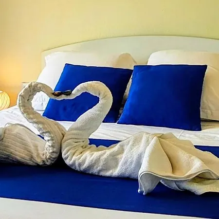 Cabrera Burriac Apartment